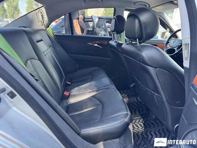 Mercedes E 220 44 interauto-car