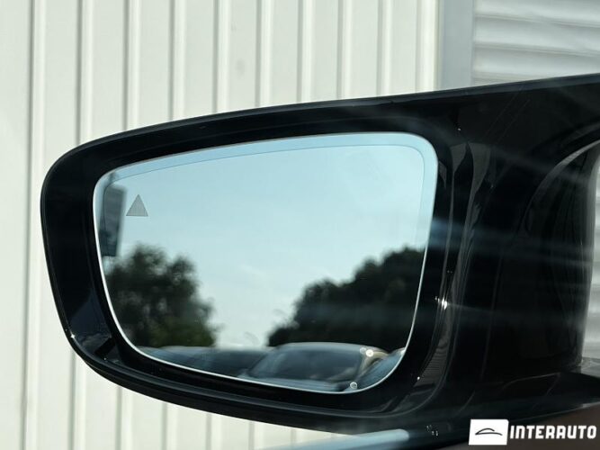 BMW M8 Competition 57 interauto-car