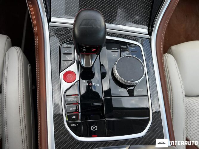 BMW M8 Competition 54 interauto-car