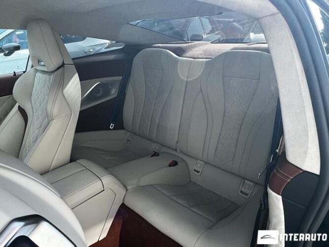 BMW M8 Competition 47 interauto-car