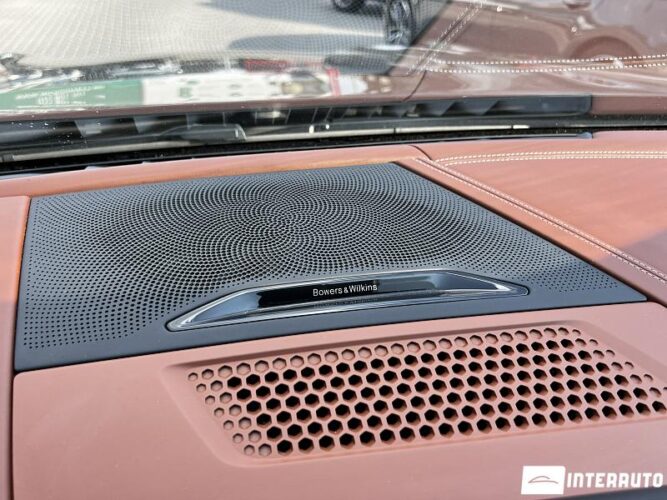 BMW M8 Competition 55 interauto-car