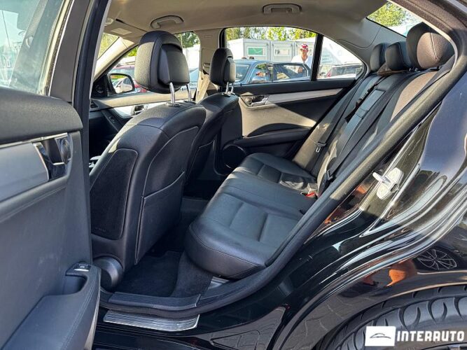 Mercedes C 230 35 interauto-car