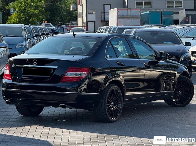 Mercedes C 230 32 interauto-car