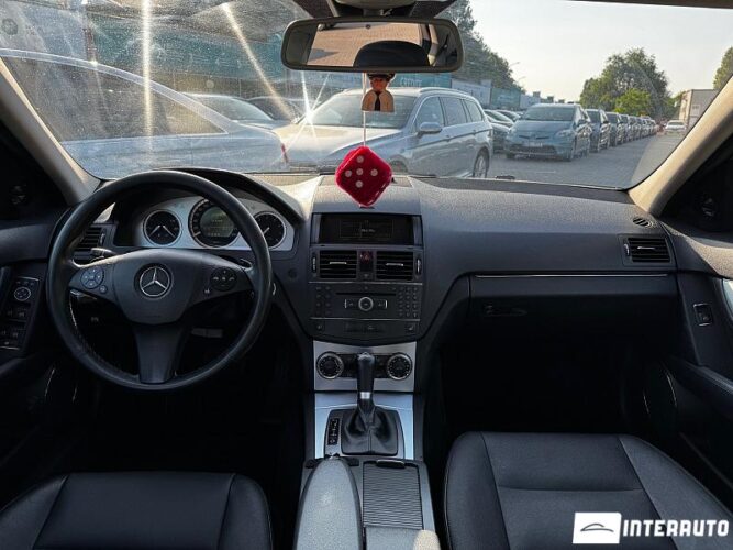 Mercedes C 230 36 interauto-car