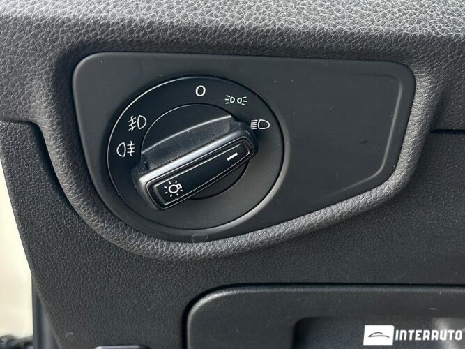 Volkswagen Touran 39 interauto-car