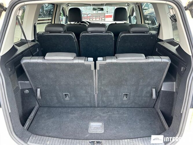 Volkswagen Touran 46 interauto-car