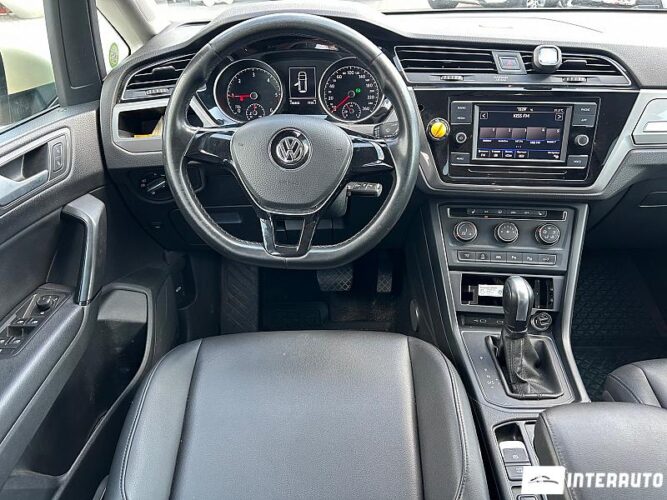 Volkswagen Touran 36 interauto-car