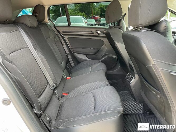 Renault Megane 48 interauto-car