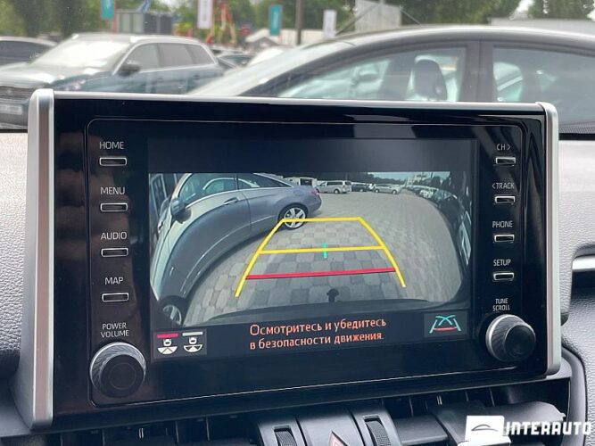 Toyota Rav-4 42 interauto-car