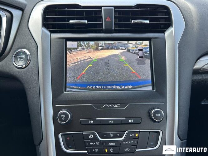 Ford Fusion 44 interauto-car