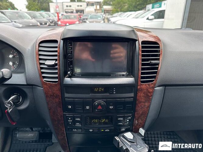 Kia Sorento 35 interauto-car