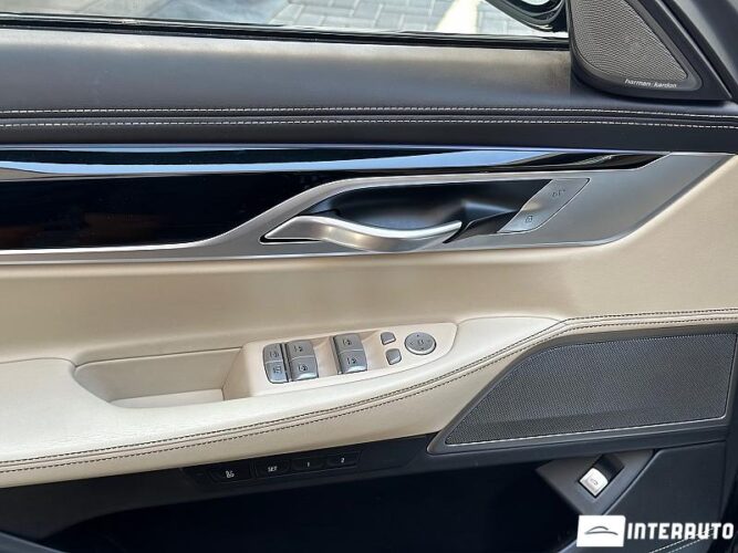 BMW 730 51 interauto-car