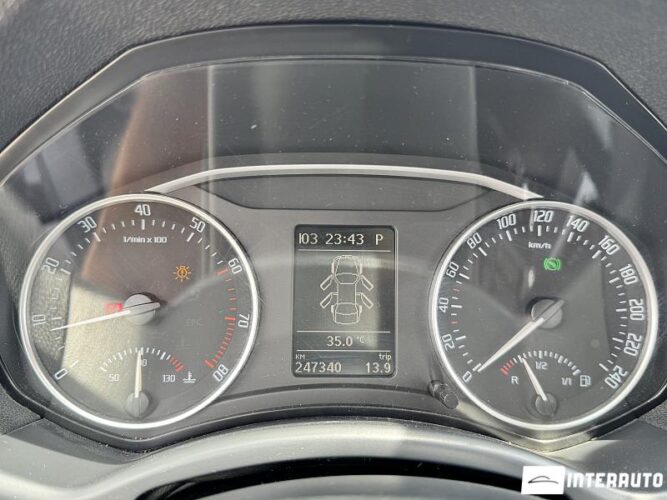 Skoda Octavia 39 interauto-car