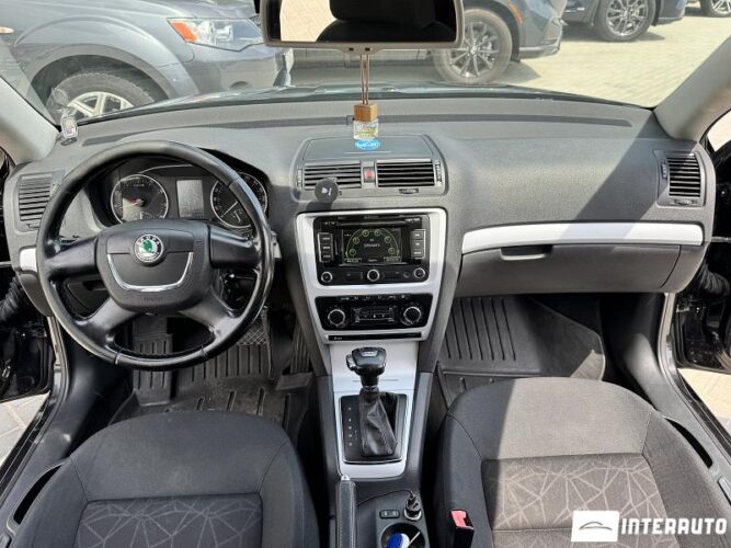 Skoda Octavia 37 interauto-car