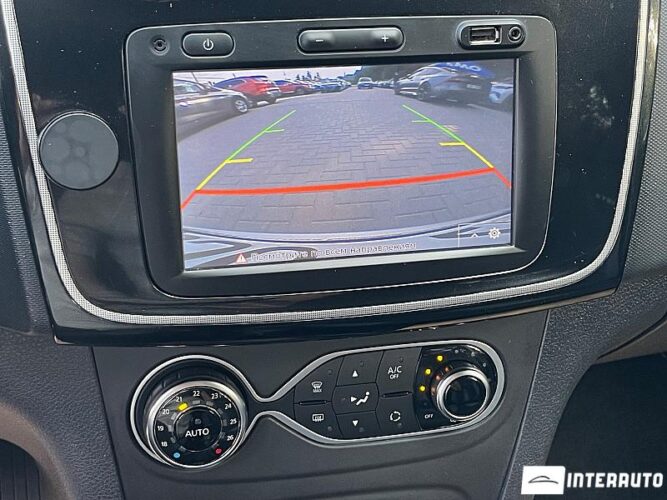 Dacia Sandero Stepway 38 interauto-car