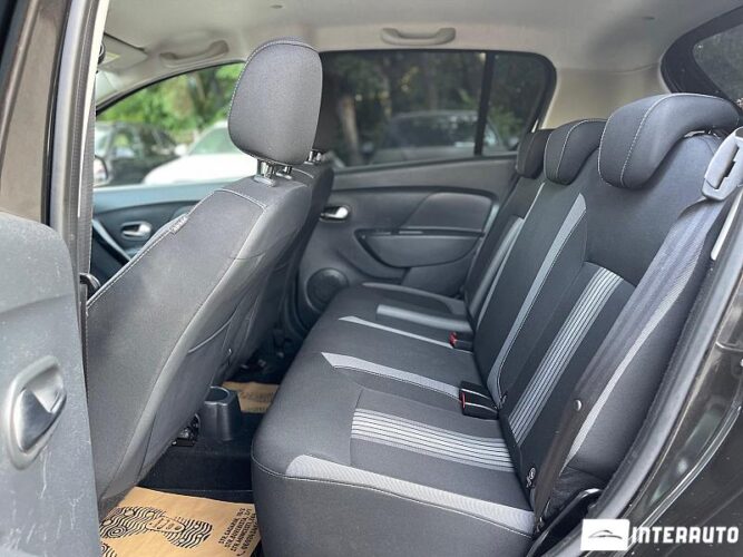 Dacia Sandero Stepway 35 interauto-car