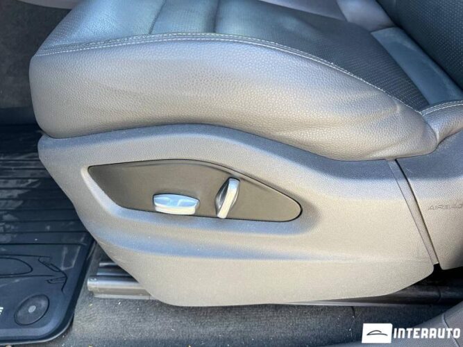 Porsche Cayenne 53 interauto-car