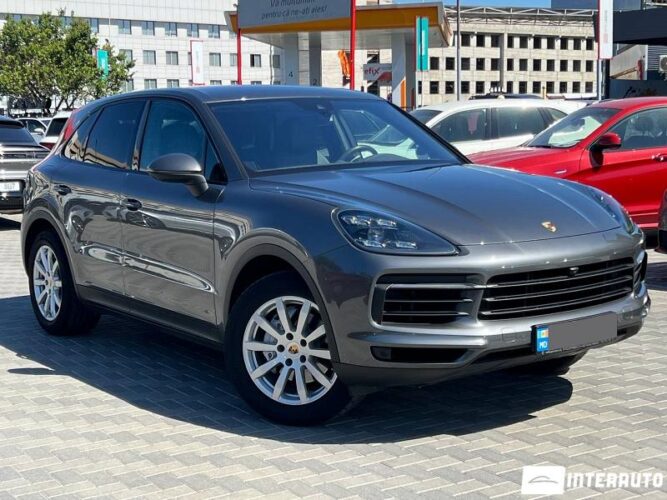 Porsche Cayenne 37 interauto-car