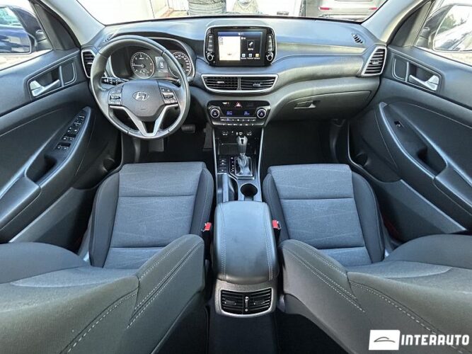 Hyundai Tucson 37 interauto-car