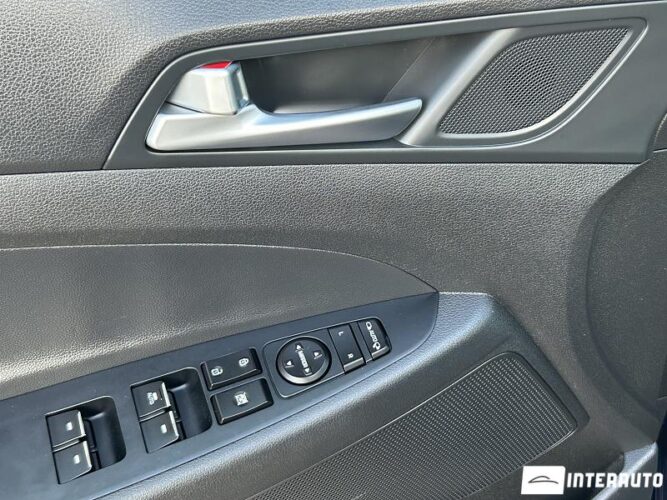 Hyundai Tucson 35 interauto-car