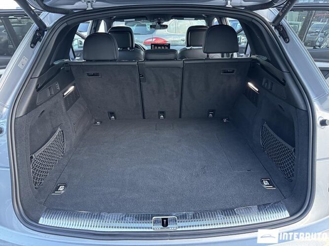 Audi Q5 61 interauto-car