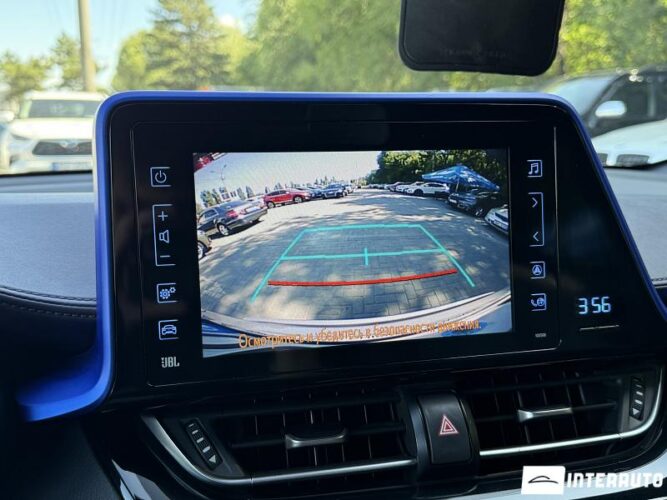 Toyota C-HR 42 interauto-car