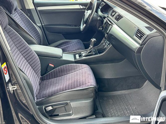 Skoda Superb 43 interauto-car