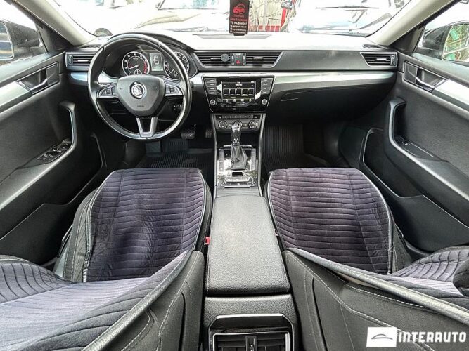 Skoda Superb 37 interauto-car
