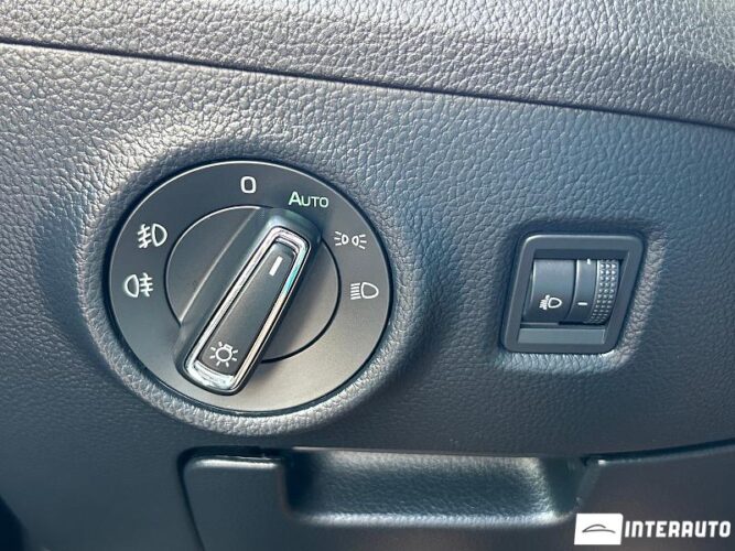 Skoda Superb 38 interauto-car