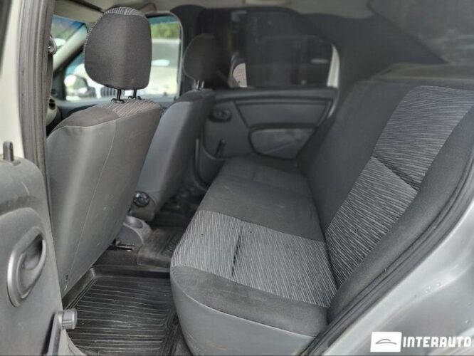 Dacia Logan 32 interauto-car