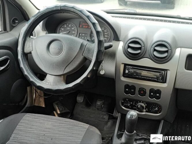 Dacia Logan 34 interauto-car