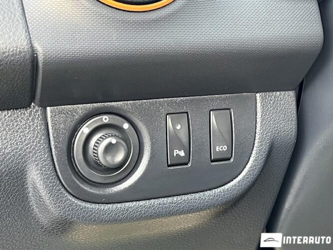 Dacia Sandero Stepway 48 interauto-car