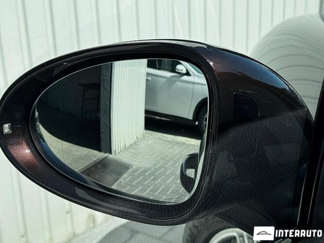 Porsche Macan 47 interauto-car