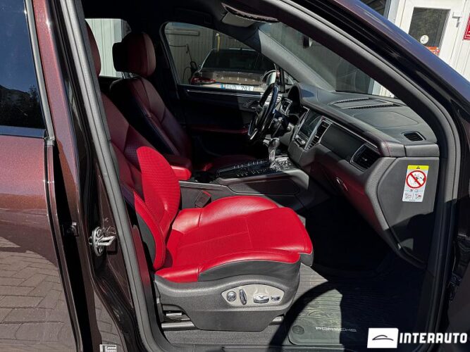 Porsche Macan 36 interauto-car