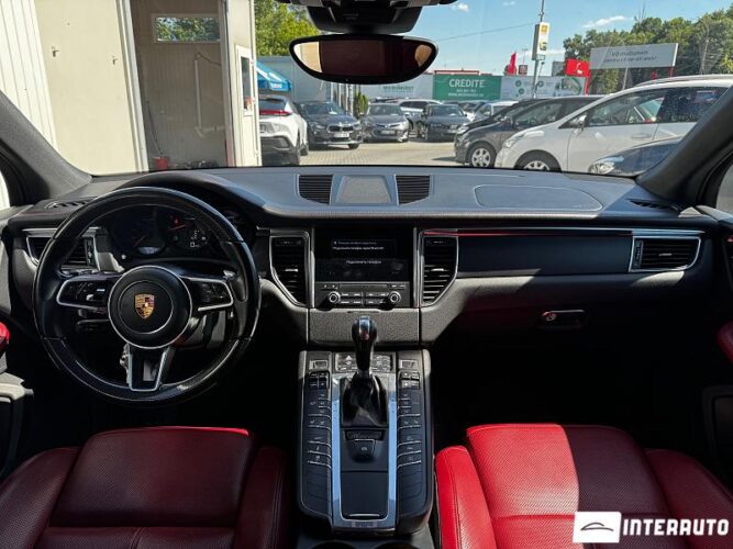 Porsche Macan 39 interauto-car