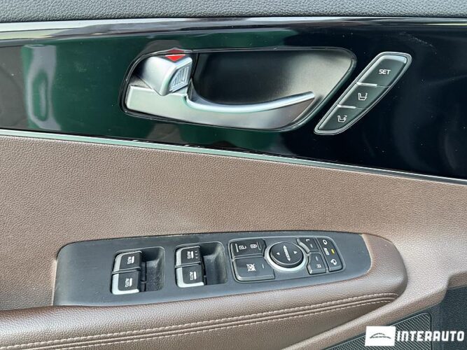 Kia Sorento 55 interauto-car