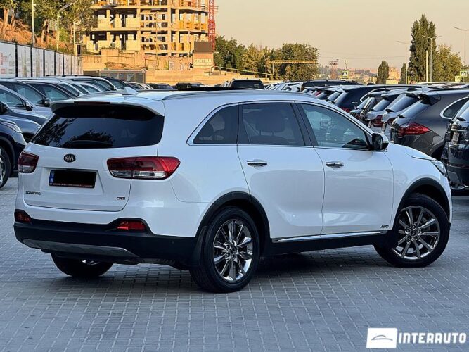 Kia Sorento 38 interauto-car