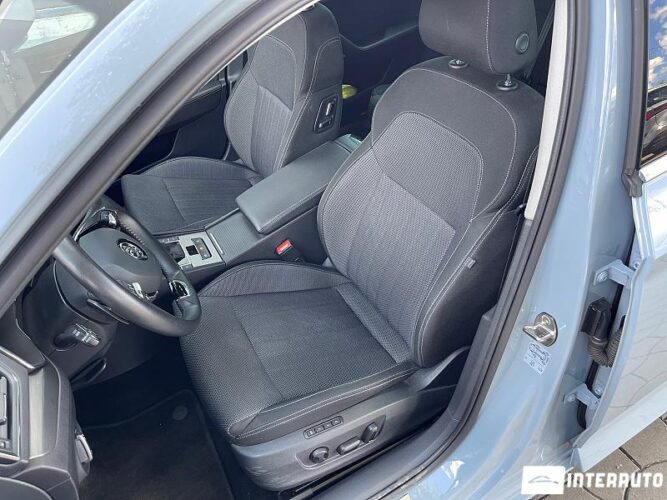 Skoda Superb 43 interauto-car