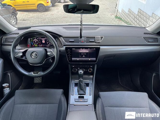 Skoda Superb 35 interauto-car