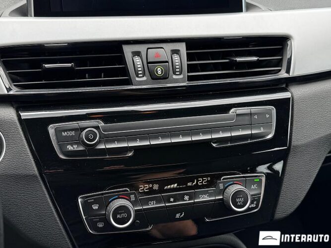 BMW X1 1.6D 40 interauto-car