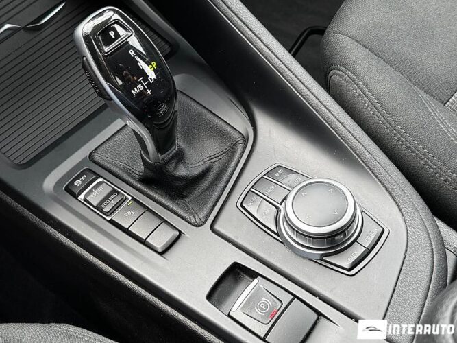 BMW X1 1.6D 41 interauto-car