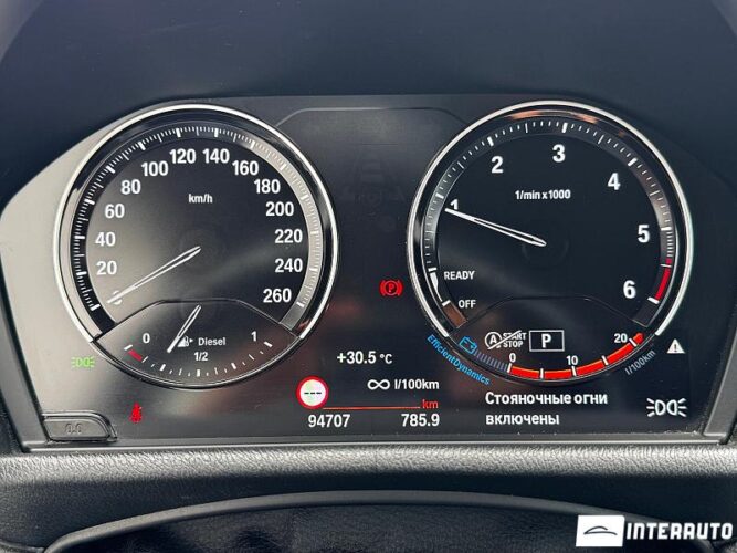 BMW X1 1.6D 37 interauto-car