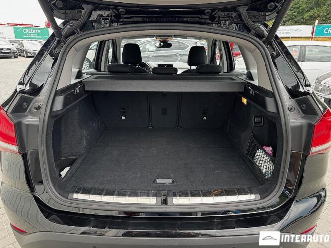 BMW X1 1.6D 44 interauto-car