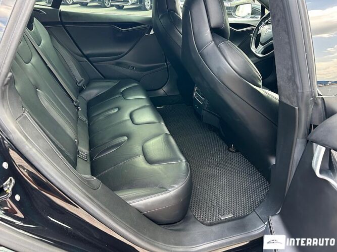 Tesla Model S 49 interauto-car