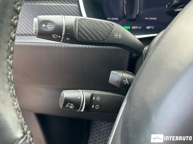 Tesla Model S 39 interauto-car