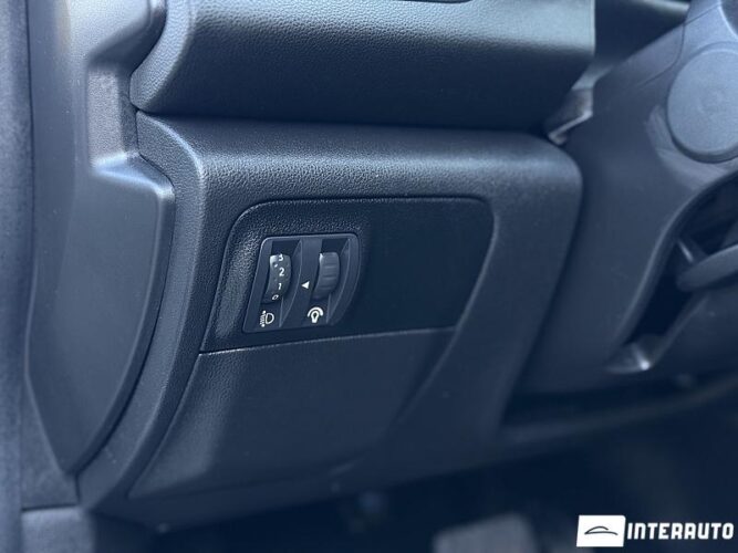 Renault Megane 48 interauto-car