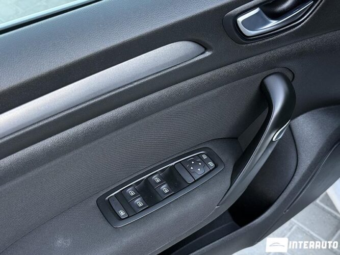 Renault Megane 46 interauto-car