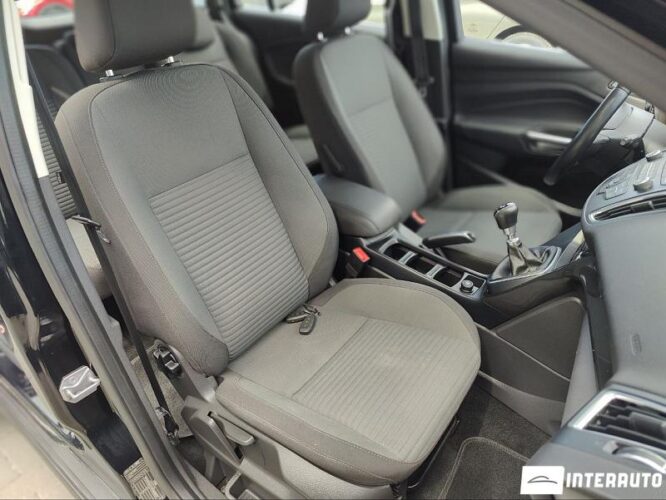 Ford Grand C-MAX 36 interauto-car