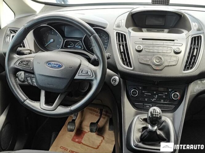 Ford Grand C-MAX 39 interauto-car