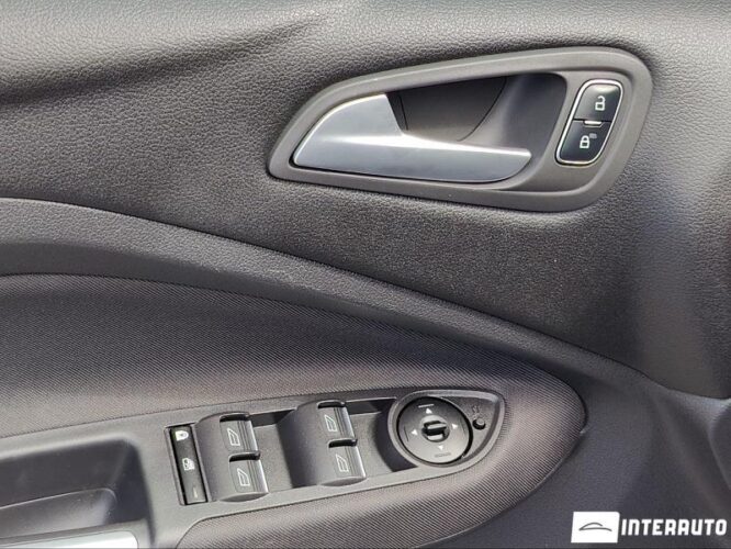 Ford Grand C-MAX 45 interauto-car